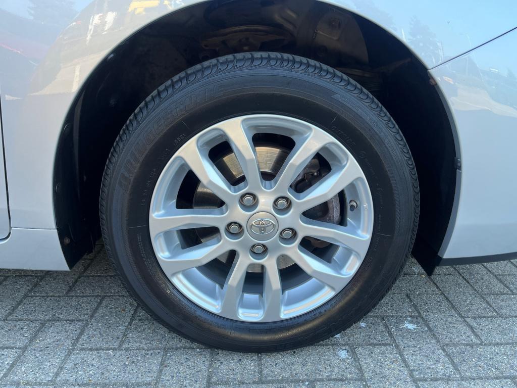 Toyota Corolla Verso 1.8 vvt-i dynamic business|7-persoons|trekhaak|rijklaa