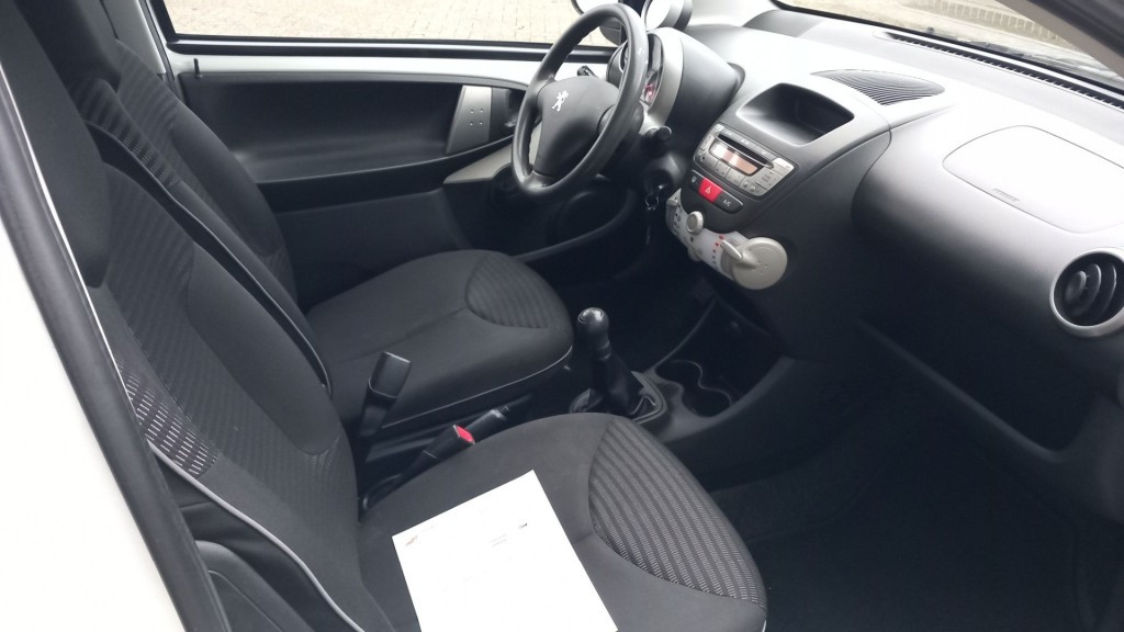 Peugeot 107 1.0 active