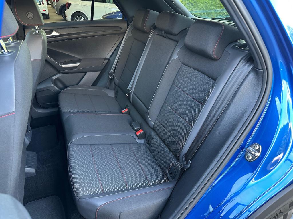 Volkswagen T-roc 1.5 tsi 150pk dsg r-line sport | trekhaak | camera | keyle