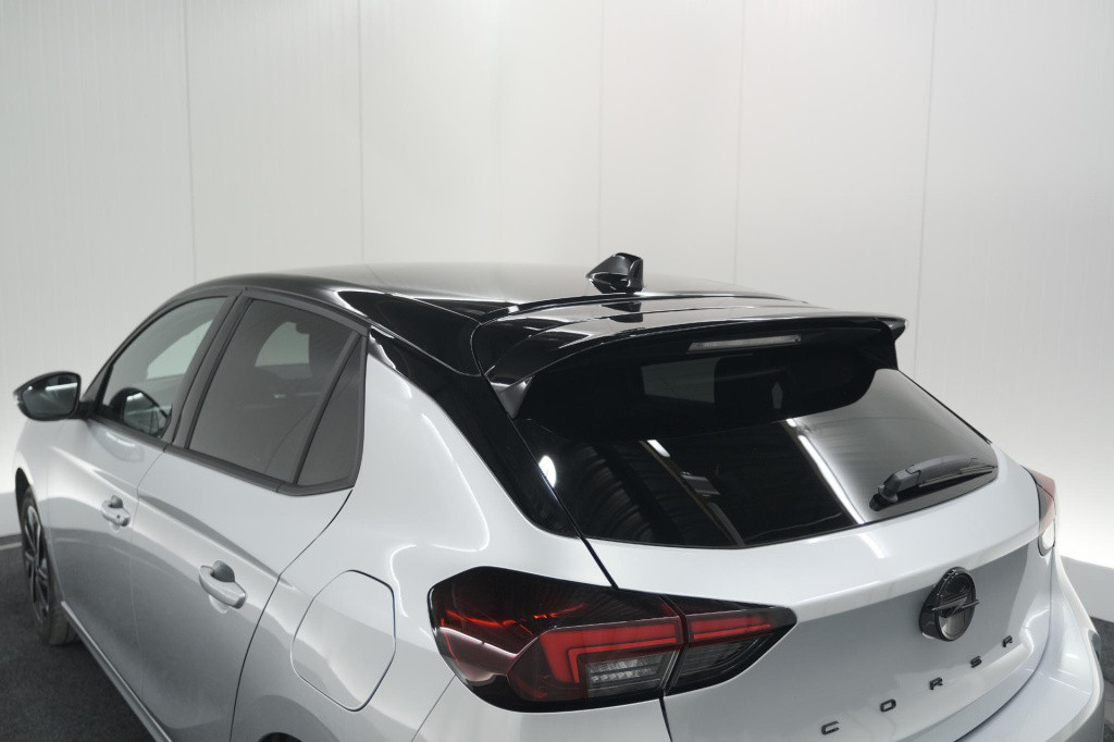 Opel Corsa 130 eat8 gs line | camera | navigatie | apple carplay | parkeers