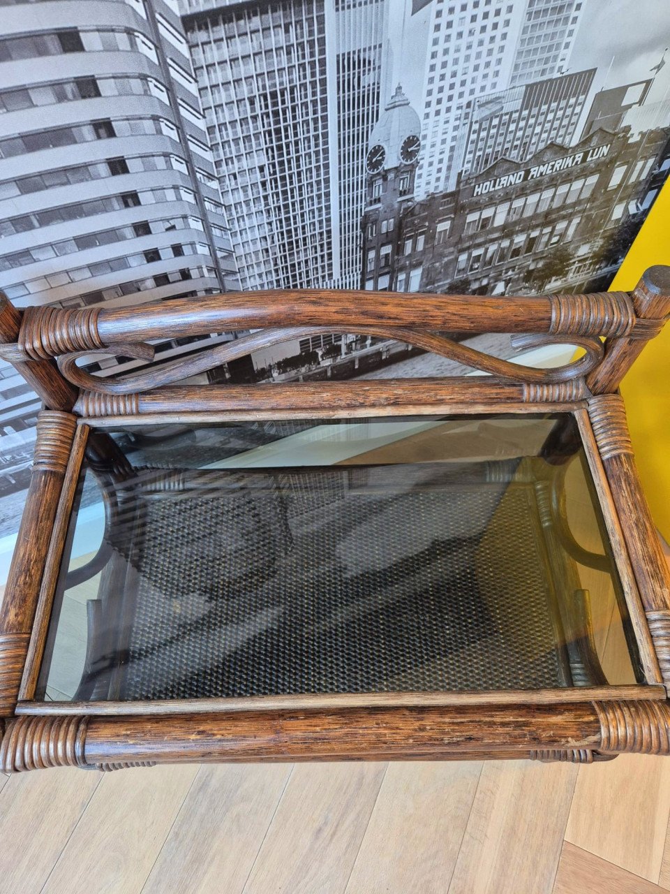 Rotan bijzettafel
