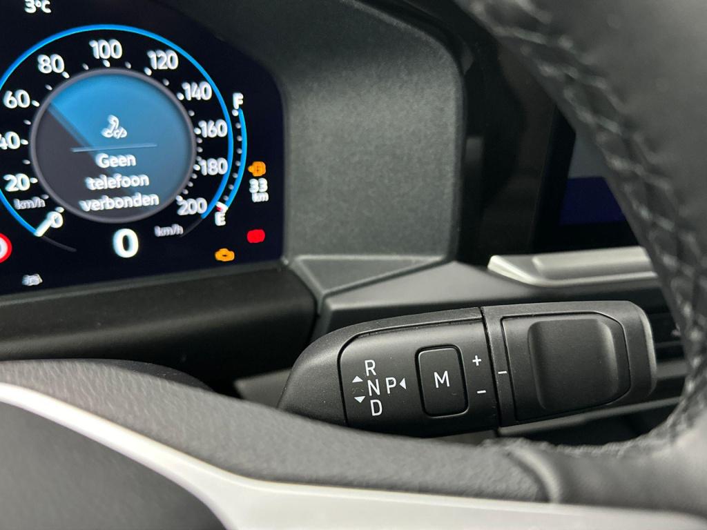 Volkswagen Transporter 2.0 tdi l1h1 28 style