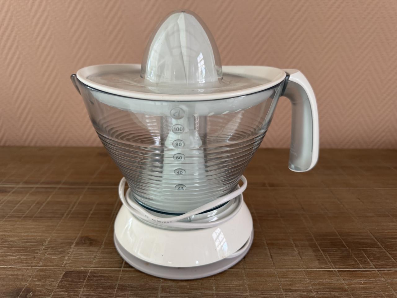 Moulinex VitaPress 1000 (sap juicer)
