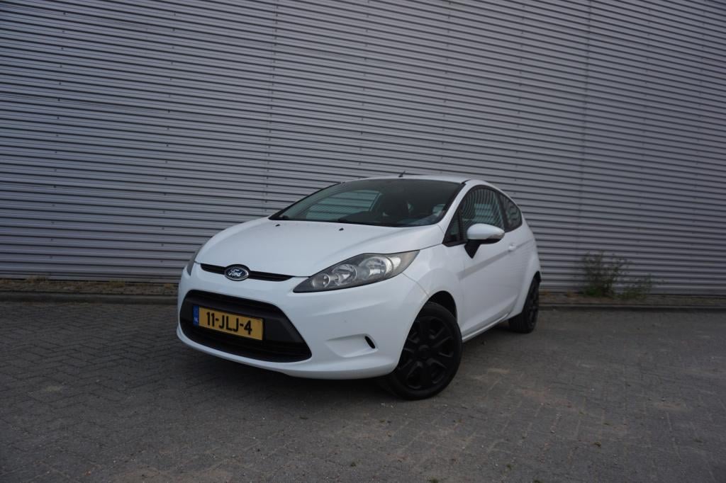 Ford Fiesta 1.25 limited airco / elektr. ramen / carplay / nap