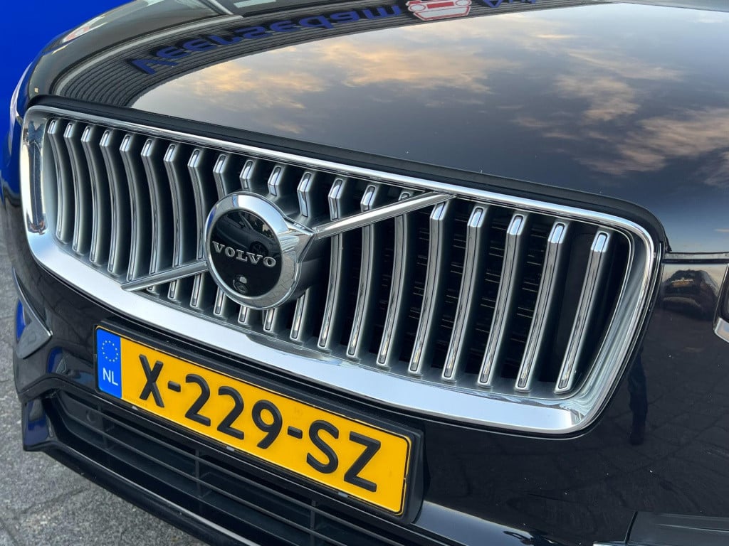 Volvo XC90 2.0 t8 twin engine awd inscription 7 pers full options