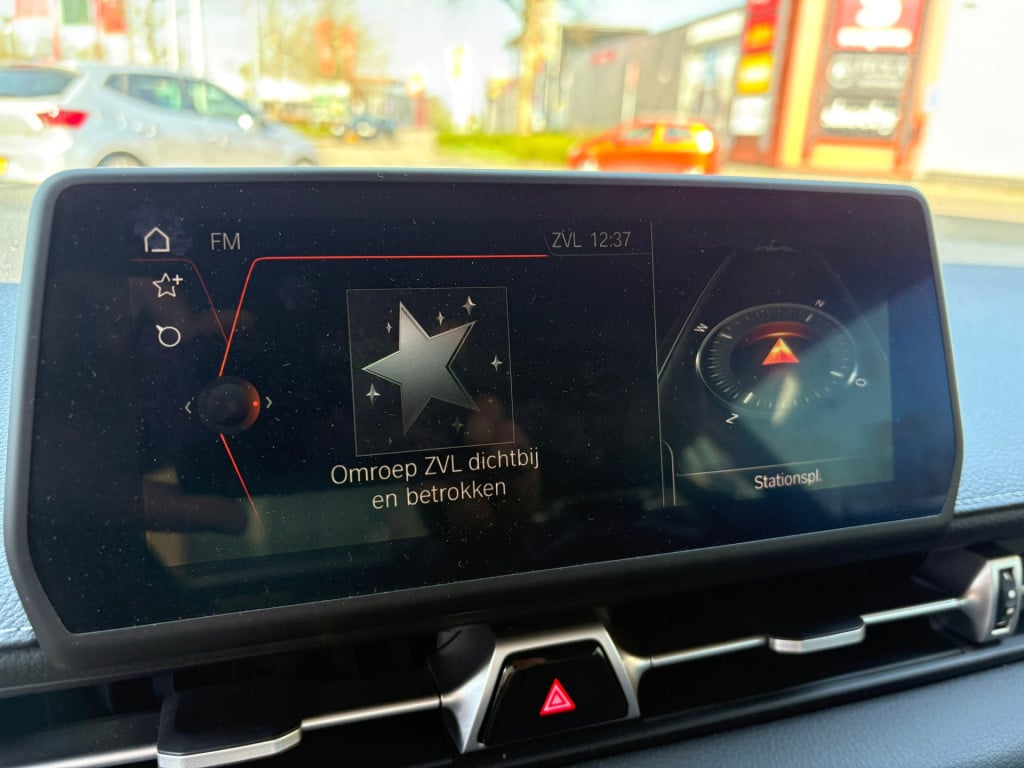 Toyota Supra 2.0 launch premium