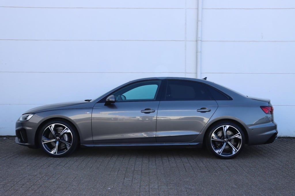 Audi A4 limousine 40 tfsi s edition