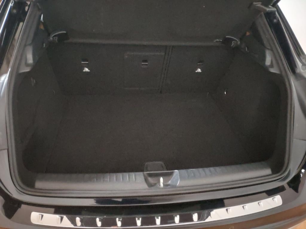 Mercedes-Benz Gla-klasse 180d ambition | automaat