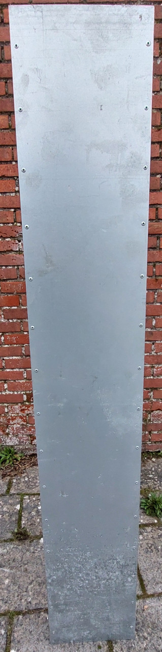 Stalen koker 1500x250x105 mm.