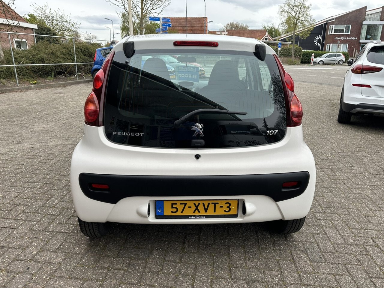 Nette Peugeot 107 Active 1.0 met airco, carplay, beurt, jaar APK, garantie