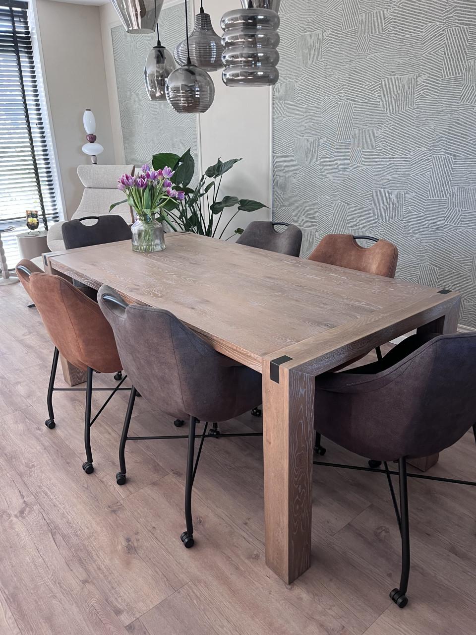 Eettafel hout