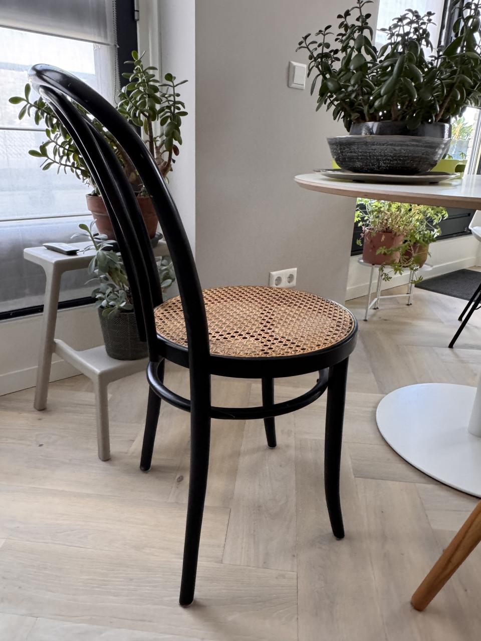 Gratis stoelen 5 stuks