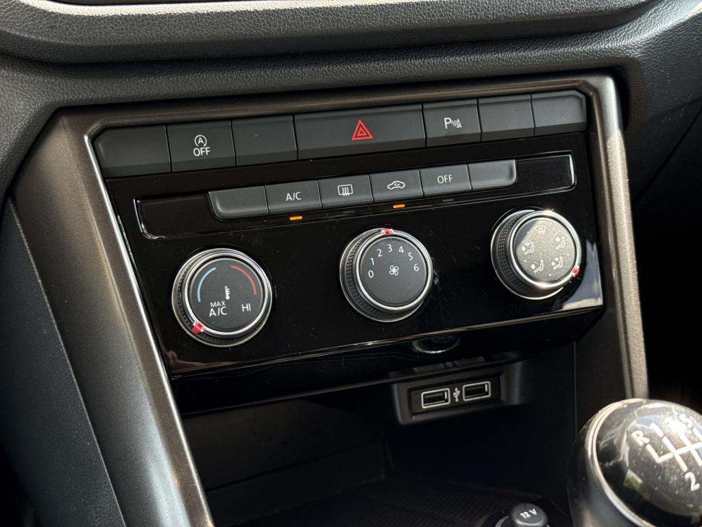 Volkswagen T-roc 1.0 tsi style | adapt. cruisec. | navi | carplay | pdc