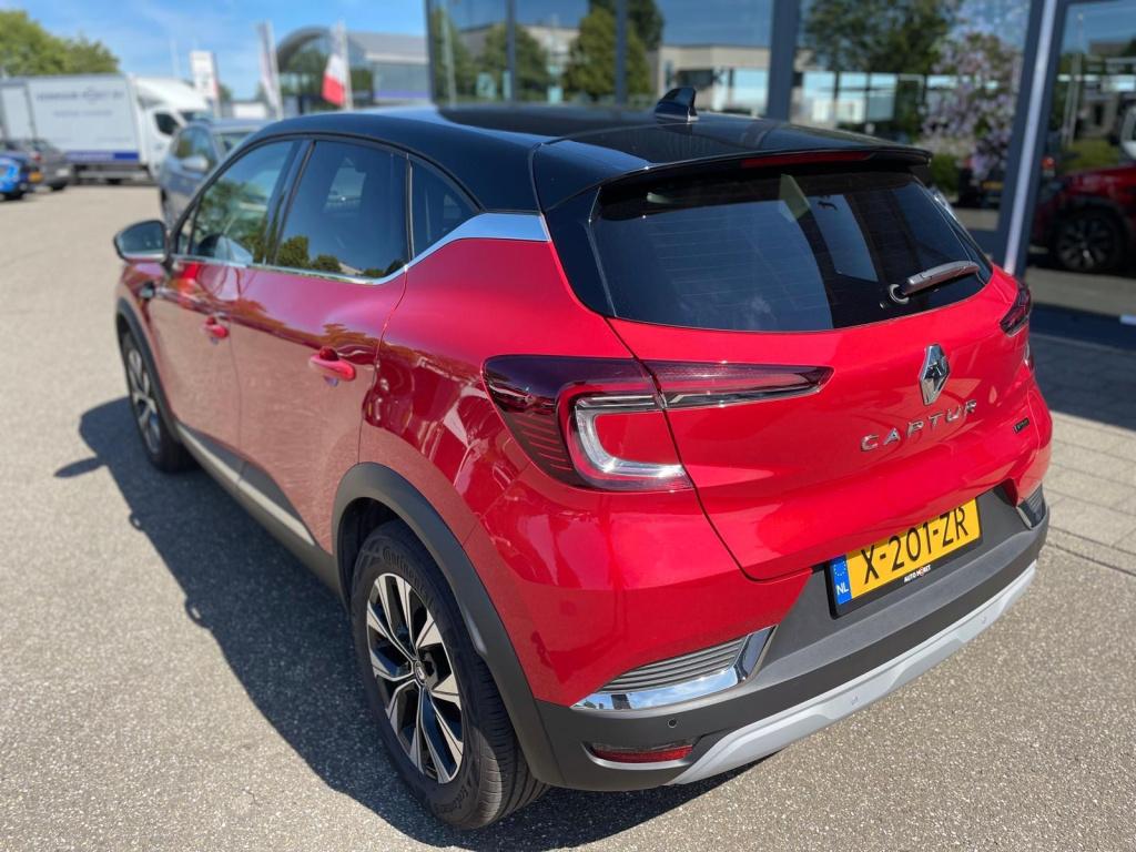 Renault Captur 1.6 e-tech full hybrid 145 techno