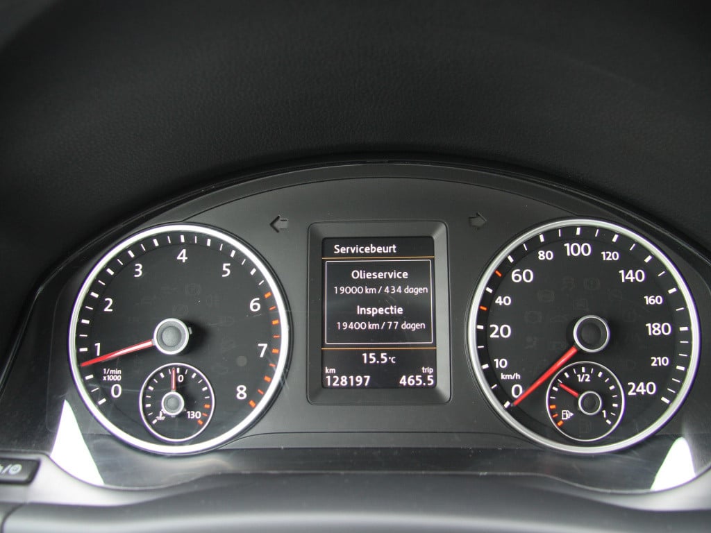 Volkswagen Tiguan 1.4 tsi 150pk dsg r-line | pano dak | trekhaak