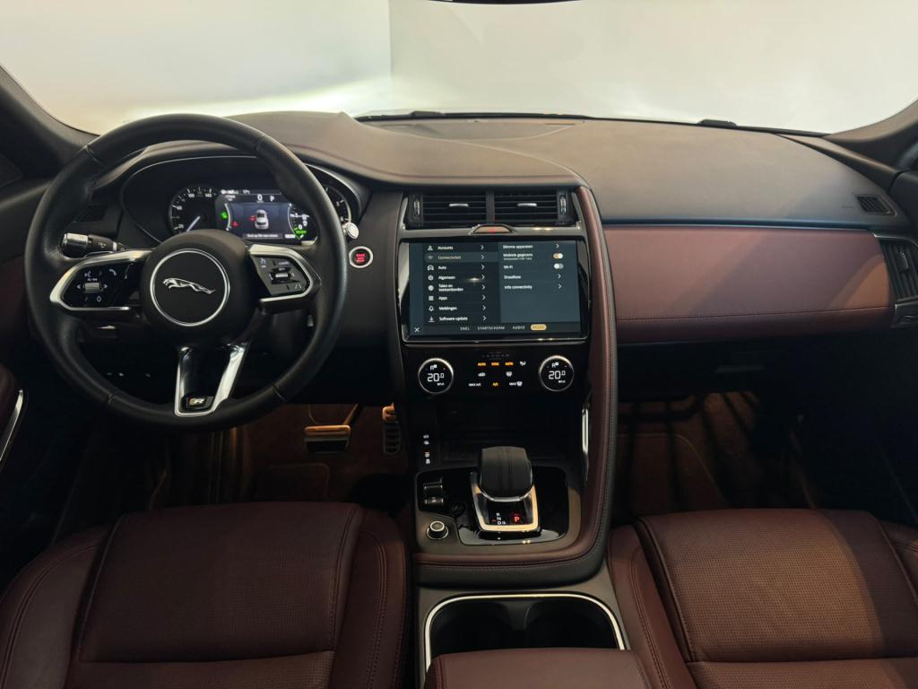Jaguar E-pace 1.5 p300e awd r-dynamic s