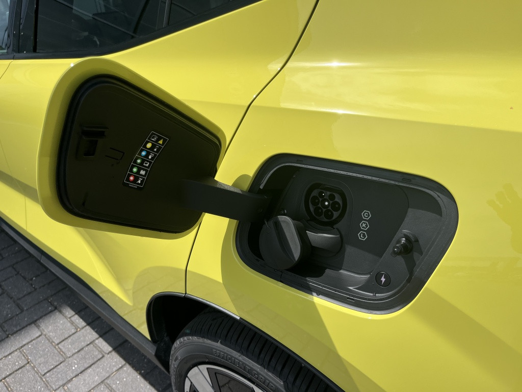 Volvo Ex30 nieuwprijs € 51.459 | extended range ultra