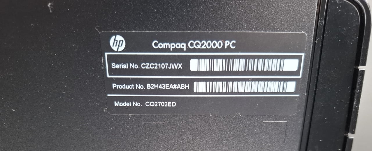 COMPAQ CQ2000 PC