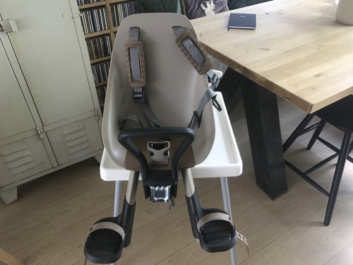 Urban Iki fietszitje voor met krasvrij windscherm met uv-filter!