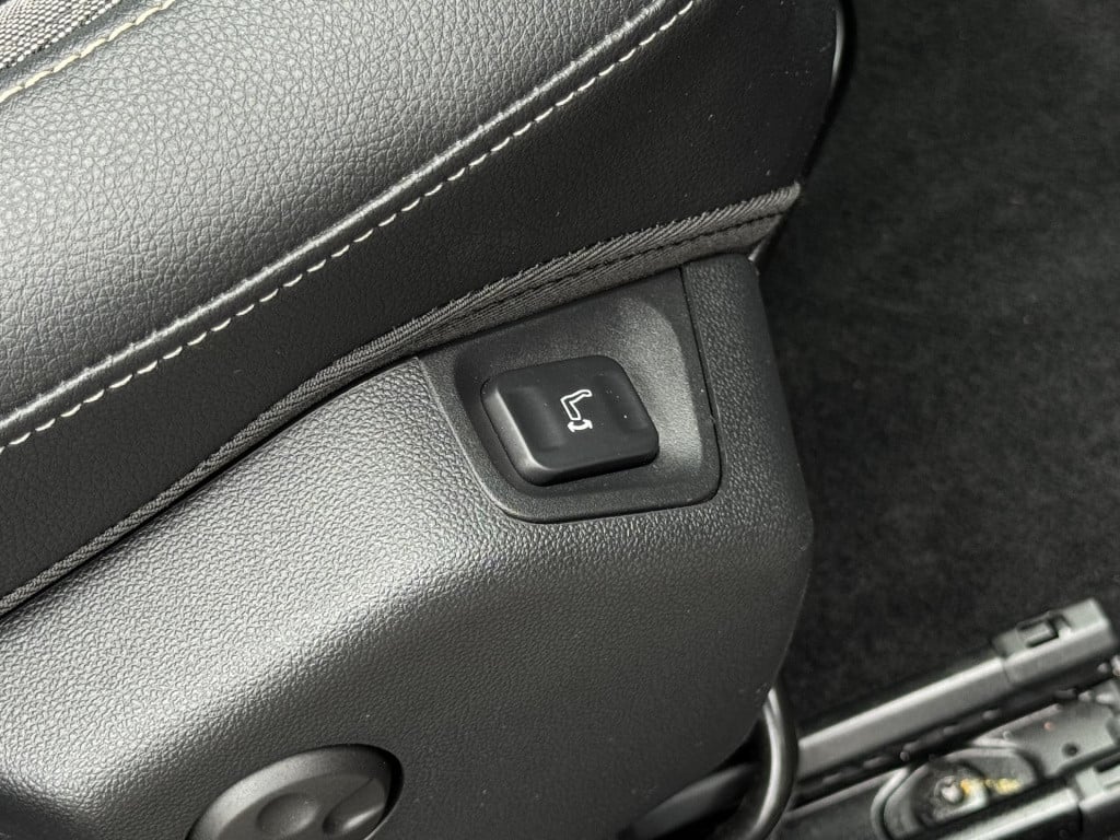 Opel Grandland X 1.2 turbo business + | trekhaak | navigatie | camera | app