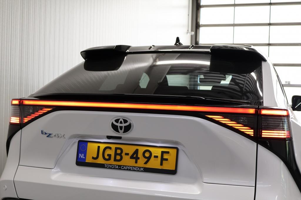 Toyota Bz4x dynamic bi-tone 71 kwh|360cam|pano|bsm|dc-150kwh|17%bijt.
