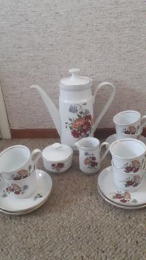 Servies van Kahla porselein