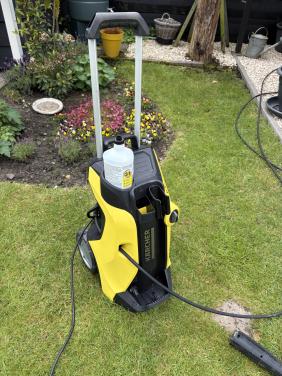 Hogedrukreiniger Karcher K7 Met tegelborstel