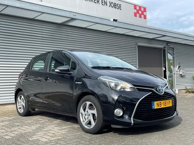 Toyota Yaris 1.5 hybrid trend bi-tone