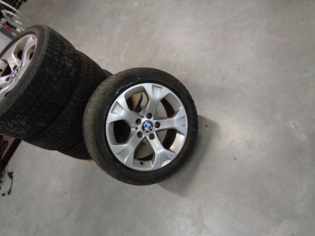 Winterbanden met velgen BMW x1