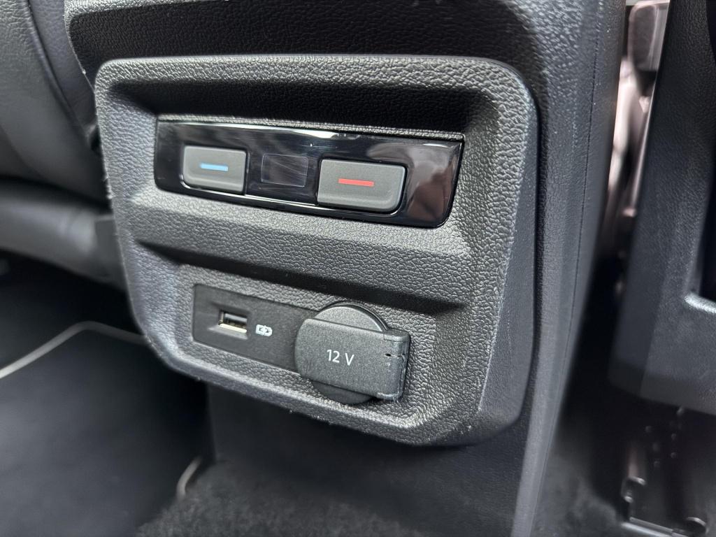 Volkswagen Tiguan 1.4 tsi 4motion highline r-line 1800kg/leder/digital/r-li