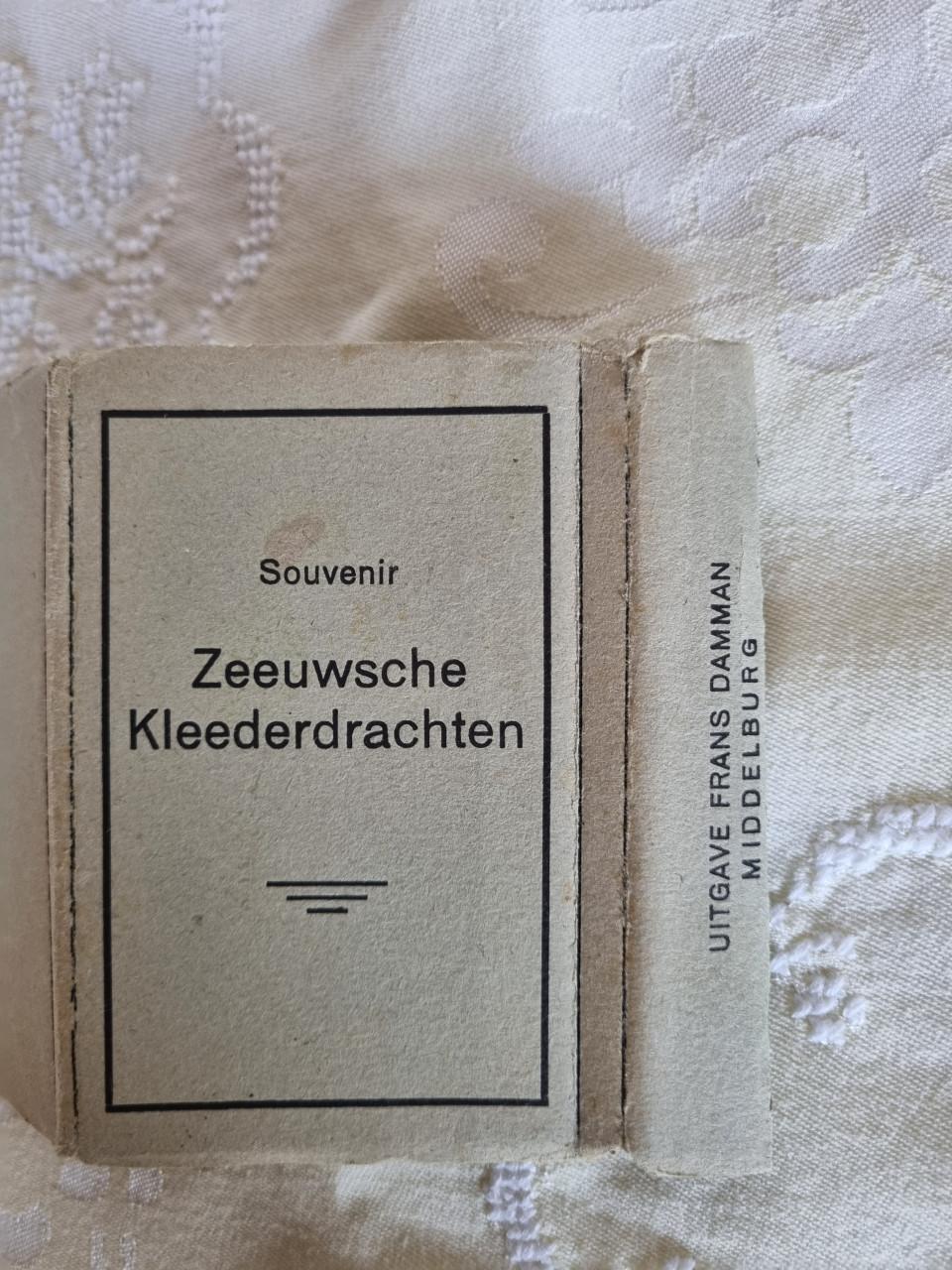 Fotomapje zeeuwse klederdracht