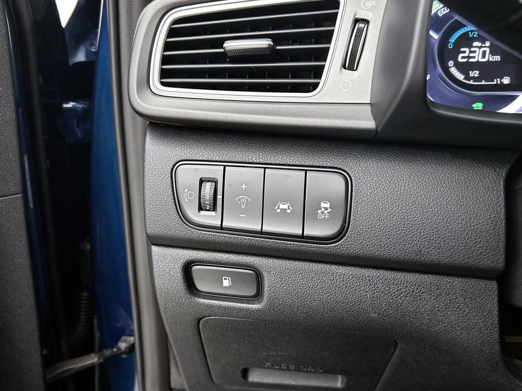 Kia Niro 1.6 gdi hybrid first edition