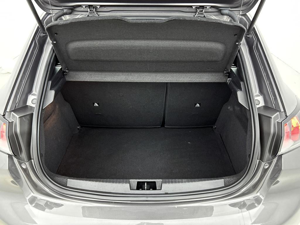 Peugeot 208 75 pk like | rijklaar