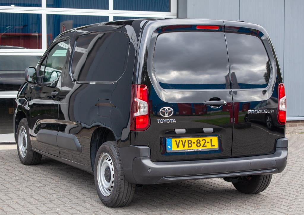 Toyota Proace city 1.2 turbo live