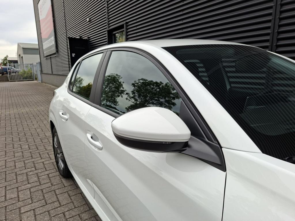 Peugeot 208 active pack 1.2