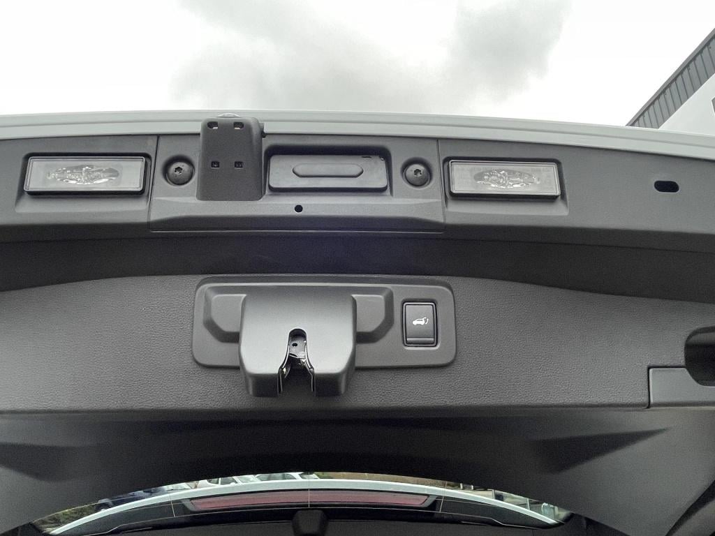 Mitsubishi Grandis 1.8 hev instyle