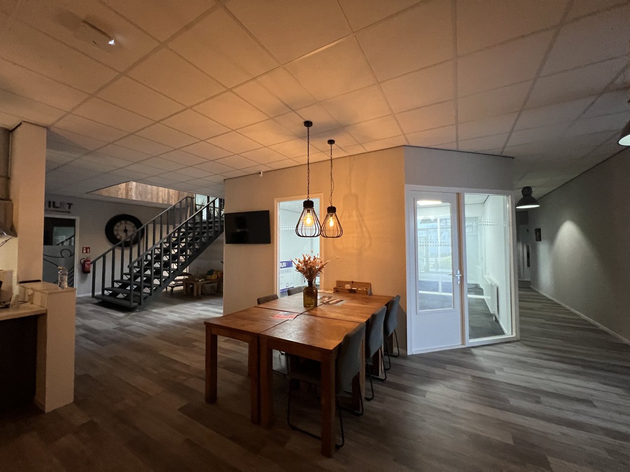 Te huur 27m2 kantoorruimte net buiten centrum Goes
