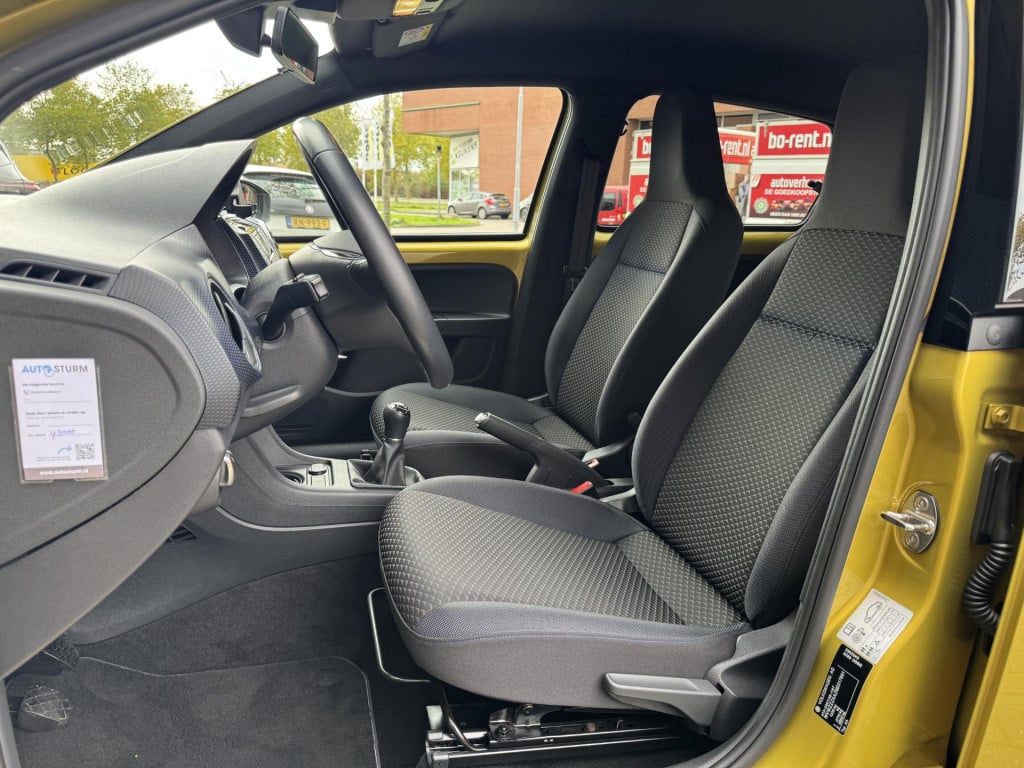 Volkswagen UP! 1.0 united climate control, stoelverwarming!
