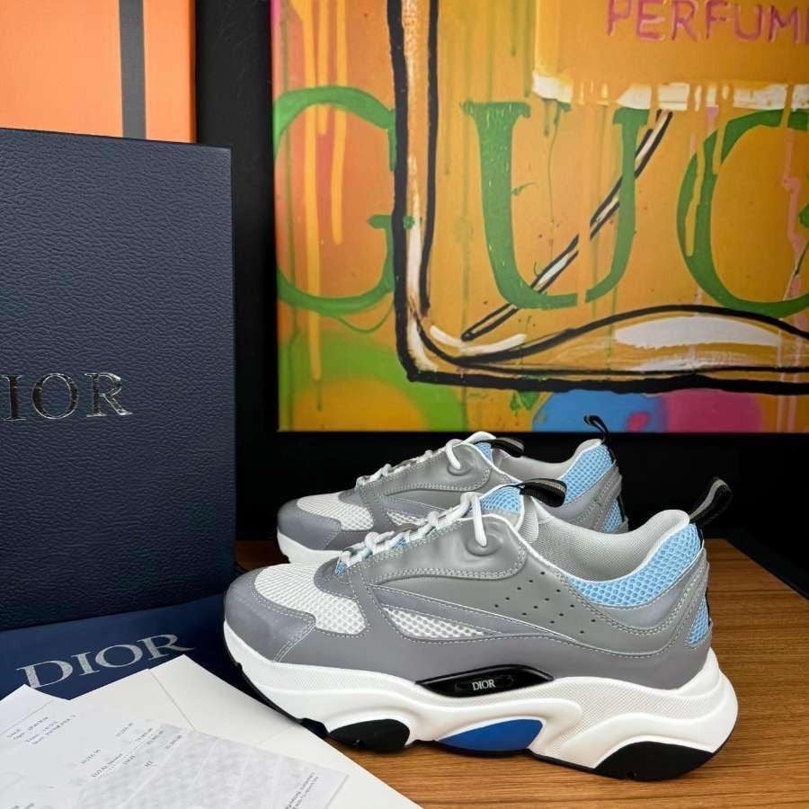 Dior B22 | Maat 44