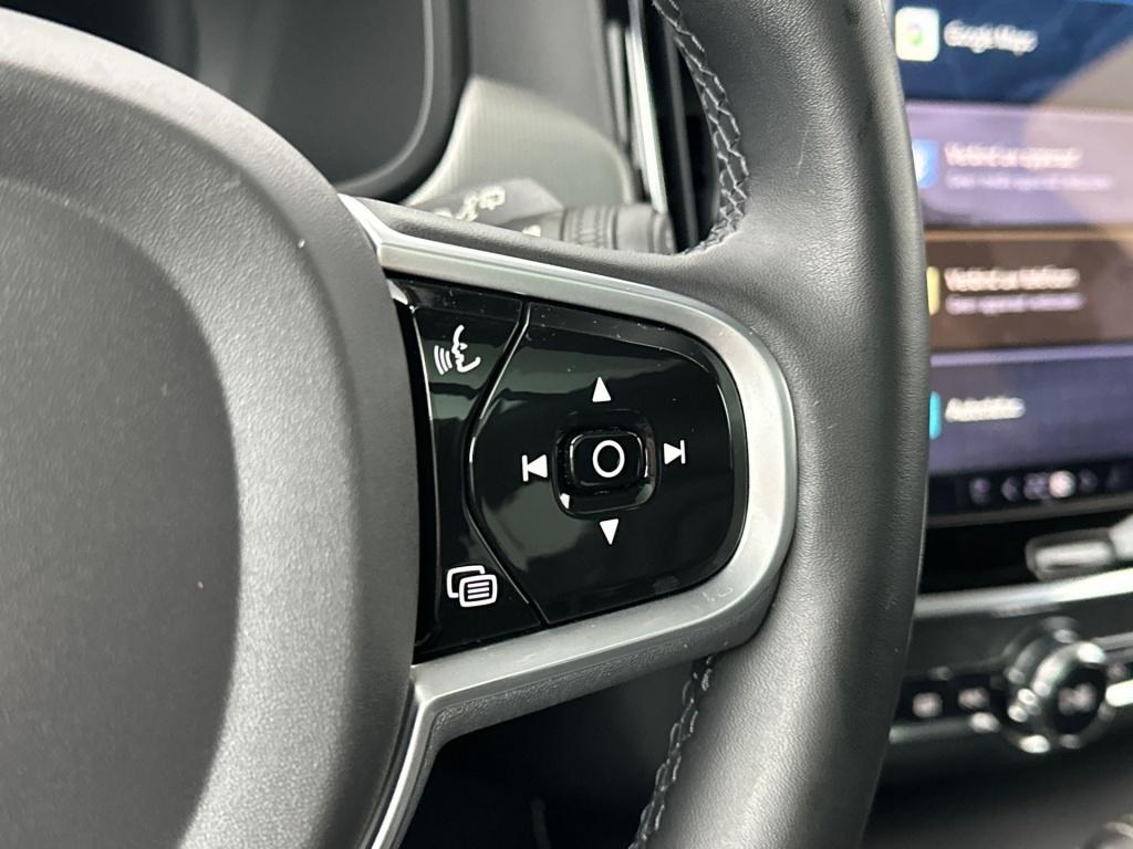 Volvo V90 t6 340pk recharge r-design| panodak| adap.cruise| camera| h&k so