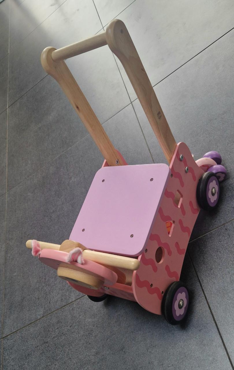 Houten loopauto ‘poes’  met zitting