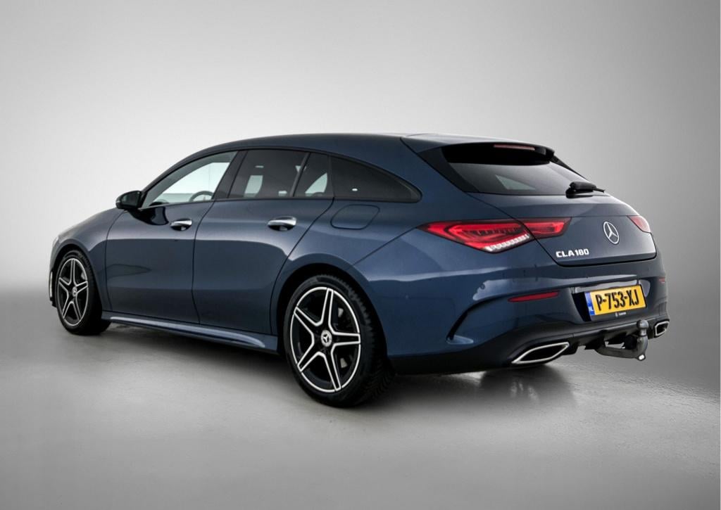 Mercedes-Benz Cla shooting brake 180 amg line | trekhaak | sfeerverlichting