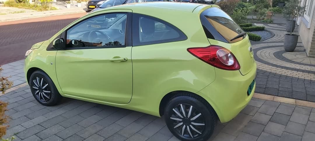 Tekoop zeer nette Ford KA 1.2 I Champignons Edition Bj 2013