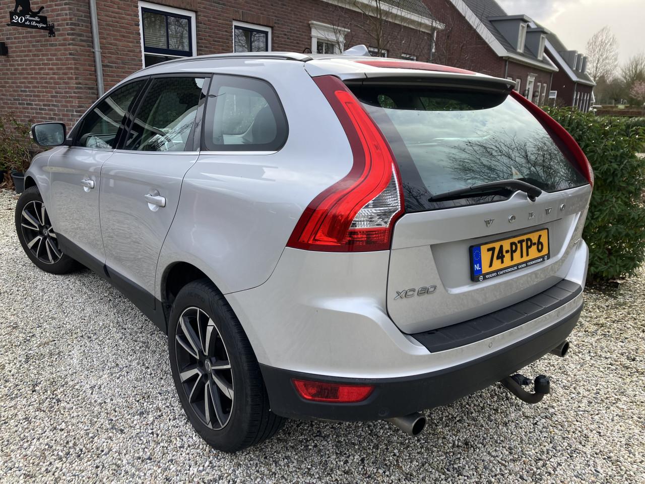 Volvo XC60 2.0 T Powershift