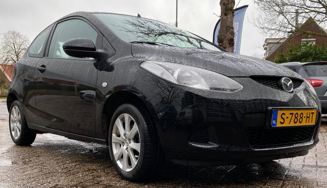Te koop: Mazda 2 – Compact, Betrouwbaar en Wendbaar!
