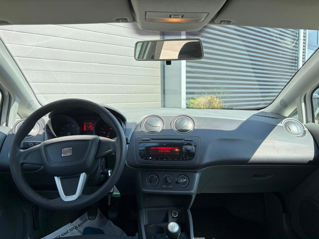 Seat Ibiza 1.2 club/airco/lichtmetaal/carplay/android/mooie auto/