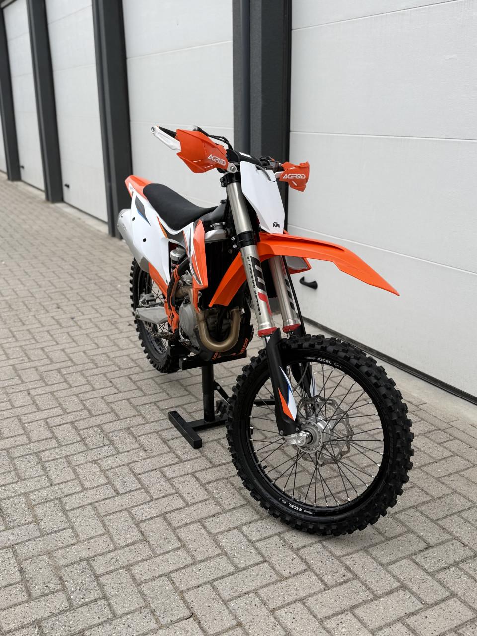 KTM 450 SX-F Crossmotor 2 uur (bj 2019)