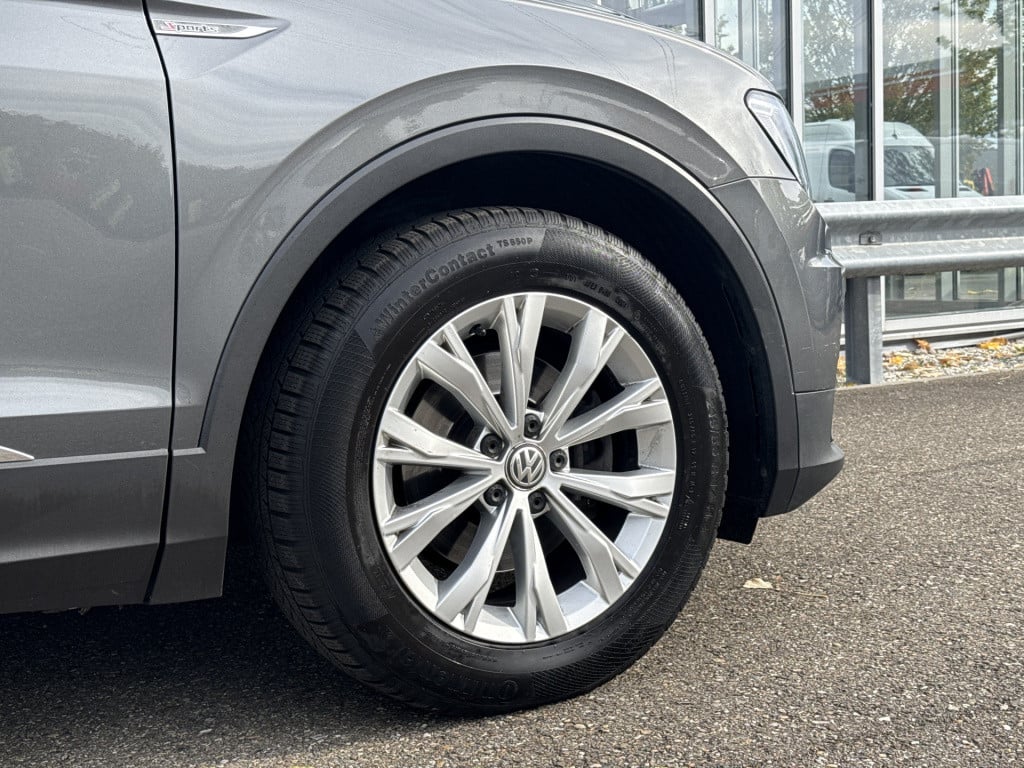 Volkswagen Tiguan 1.4 tsi act comfortline business | nl- auto | acc | clima
