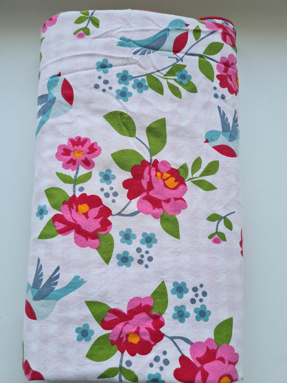 Roze bloemen / ruitjes dekbedovertrek  kinderbed/ peuterbed 140X110 cm