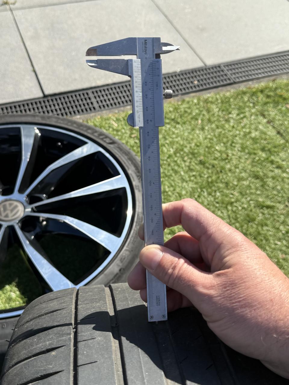 VW Golf 6 velgen met zomerbanden